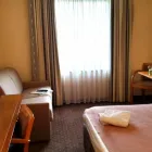 Entreprises 3 image HOLIDAY INN GENT - EXPO hotels en dergelijke accommodatie dans Sint-Denijs-Westrem VOV