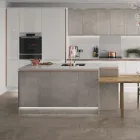 Entreprises 1 image HOWDENS CUISINES - CHARLEROI vervaardiging van keukenmeubelen dans Charleroi WHT