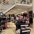 Entreprises 9 image HUNKEMÖLLER vervaardiging van vloerkleden en tapijt dans Antwerp VAN