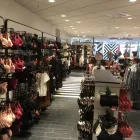 Entreprises 7 image HUNKEMÖLLER vervaardiging van vloerkleden en tapijt dans Brussel BBR