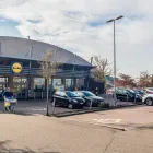 Entreprises 15 image LIDL detailhandel in niet-gespecialiseerde winkels waarbij voedings- en genotmiddelen overheersen (verkoopsoppervlakte tussen 400 m² en minder dan 2500 m²) dans Hasselt VLI