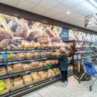Entreprises 3 image LIDL detailhandel in niet-gespecialiseerde winkels waarbij voedings- en genotmiddelen overheersen (verkoopsoppervlakte tussen 400 m² en minder dan 2500 m²) dans Charleroi WHT