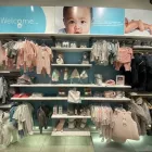 Entreprises 2 image OKAIDI MAASMECHELEN detailhandel in kleding in gespecialiseerde winkels dans Maasmechelen VLI