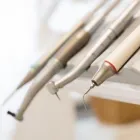 Entreprises 3 image TANDARTS PRAKTIJK 20 FREDERIQUE VANCAUWENBERGHE vervaardiging van medische en tandheelkundige instrumenten en benodigdheden dans Zwevegem VWV