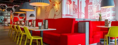 Entreprises 3 image RADISSON RED, BRUSSELS hotels en dergelijke accommodatie dans Elsene BBR